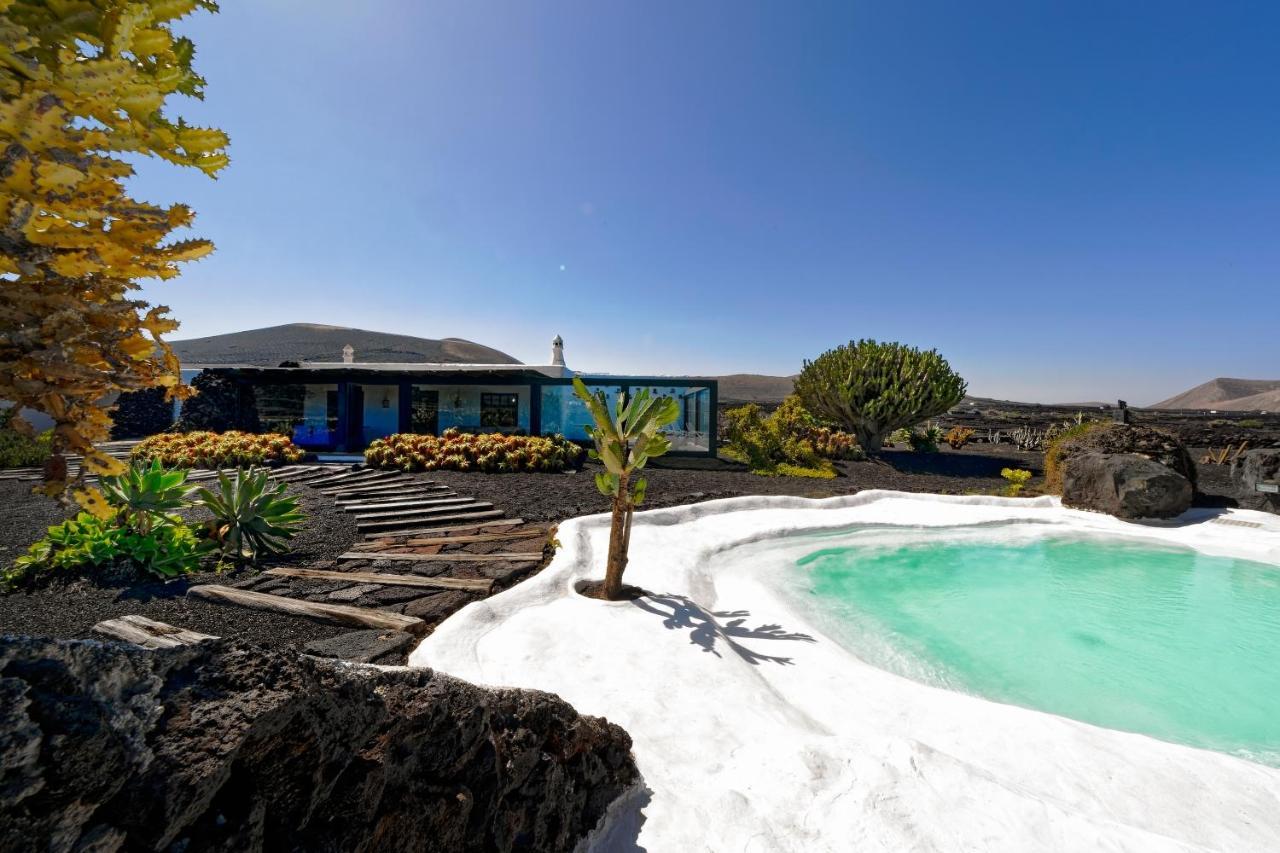 Luxe Ecovilla Listan Uga Εξωτερικό φωτογραφία