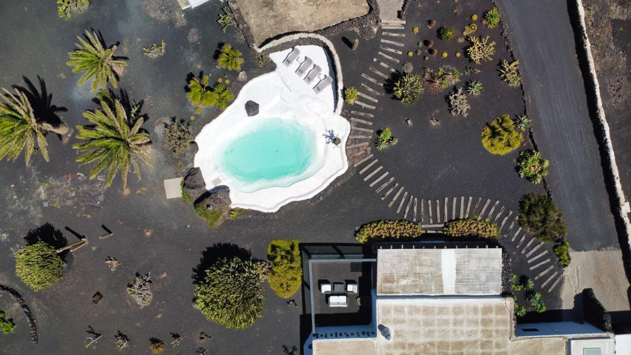 Luxe Ecovilla Listan Uga Εξωτερικό φωτογραφία